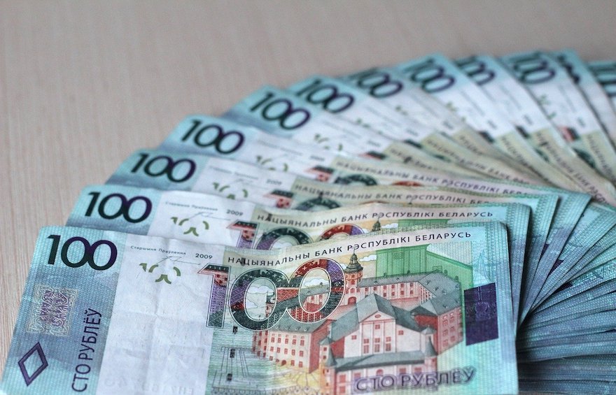 Как проверить подлинность банкнот 200 и 2000 рублей в домашних условиях? Мобильное приложение для проверки номинала банкнот 20, 100 или 1000 рублей